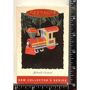 1994 HALLMARK KEEPSAKE ORNAMENT QX531-6 YULETIDE CENTRAL TRAIN TIN